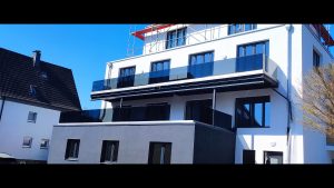 Balkon CRL mit Parsol grau