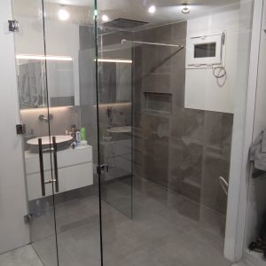 Glastrennwand Badezimmer